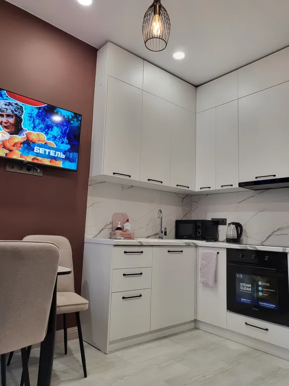 Евродвушка с авторским дизайном, в центре, около Мега парка