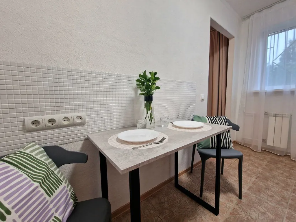 Квартира Трёхкомнатная квартира — Екатеринбург