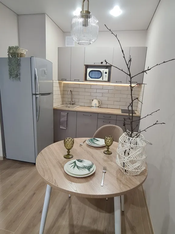 Инстаграмная евродвушка рядом с зоопарком