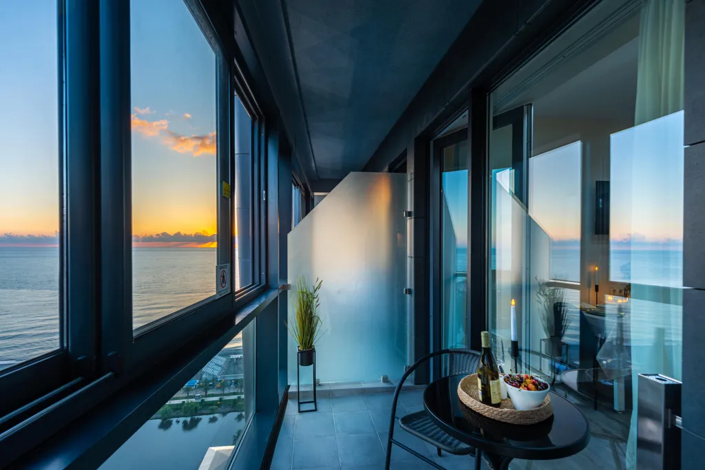 Sea Dreams - Enchanting Views of the Singing Fountains and Sunset