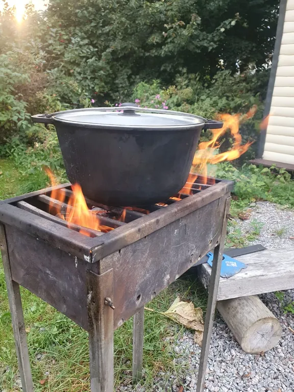 Коттедж Уютный домик на берегу озера Отрадное — Солнечное