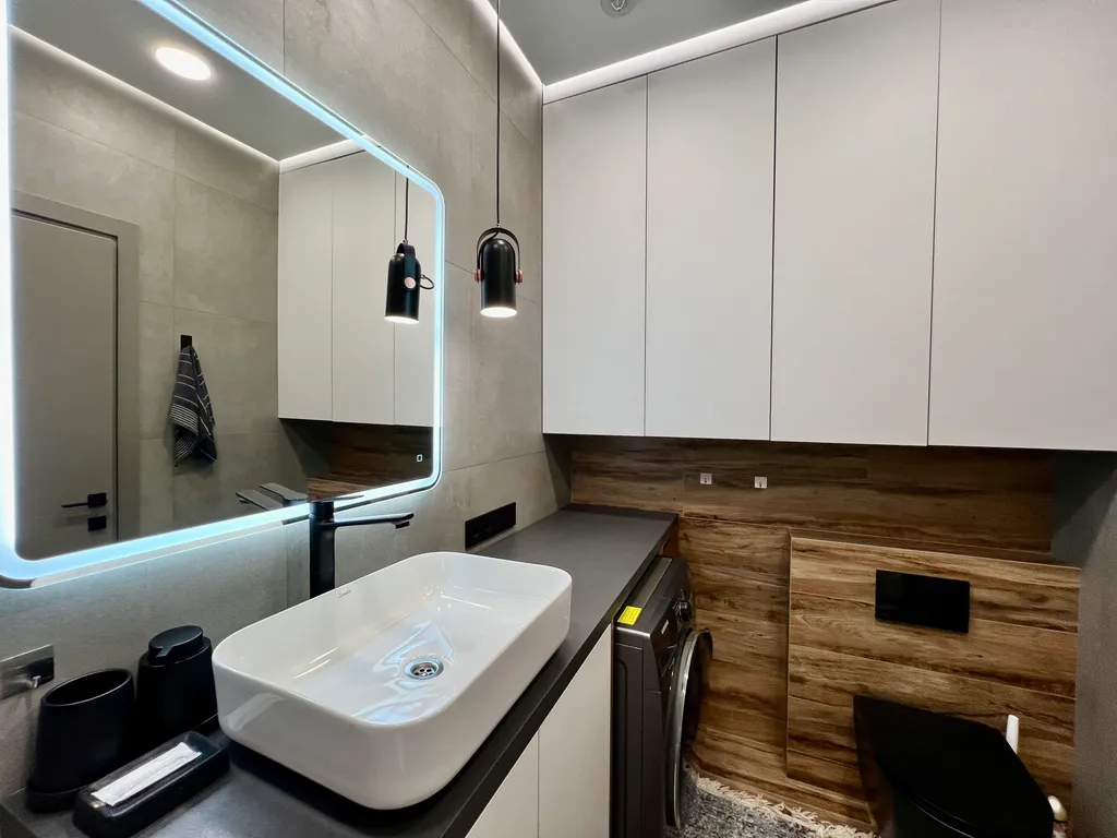 Двухкомнатная студия рядом с площадью Победы и Горным Воздухом