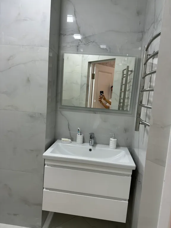 Новая квартира в новом доме недалеко от моря