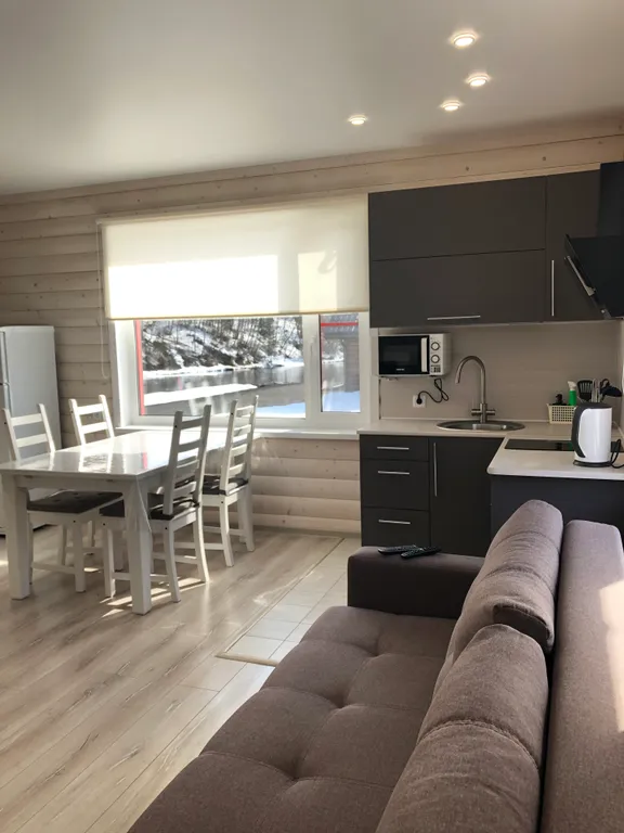 Коттедж на берегу реки