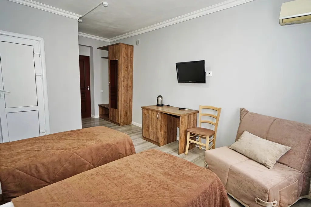 Двухместный номер+доп.место,шумоизоляция,рынок,магазины,кафе.