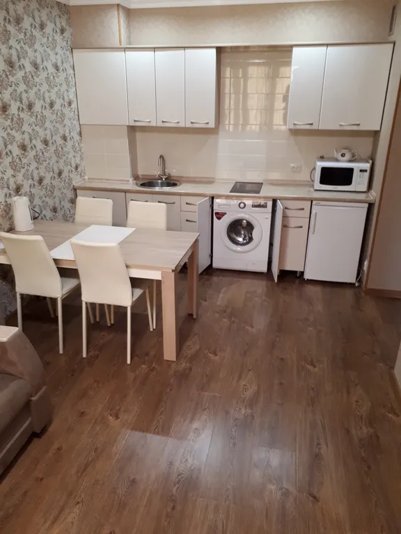 Уютная, светлая евро-двушка в центре города, свежий ремонт