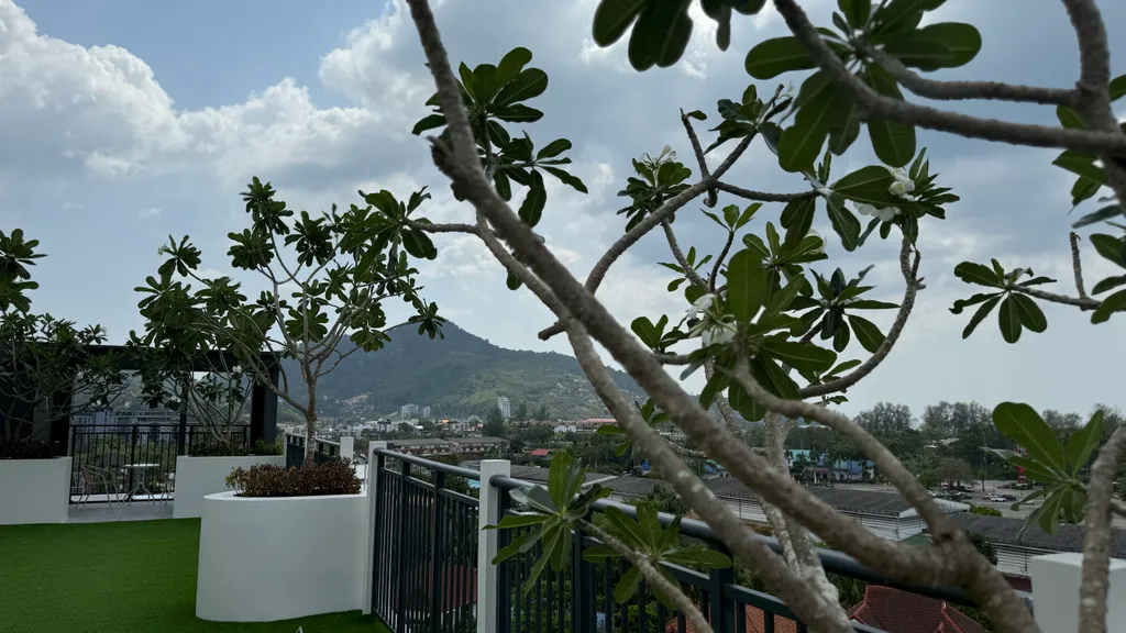 Релакс у моря с бассейном и спортзалом, рядом Камала пляж