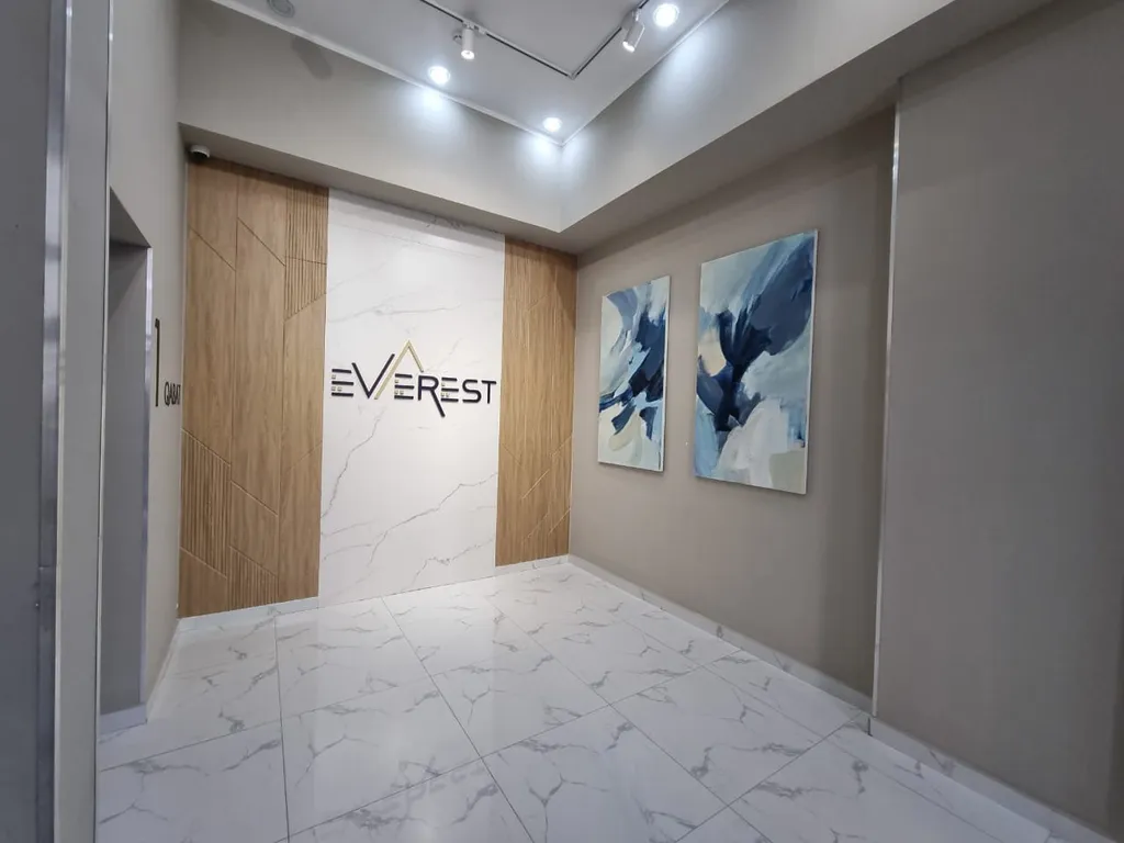 уютная двухкомнатная квартира рядом с Grand park