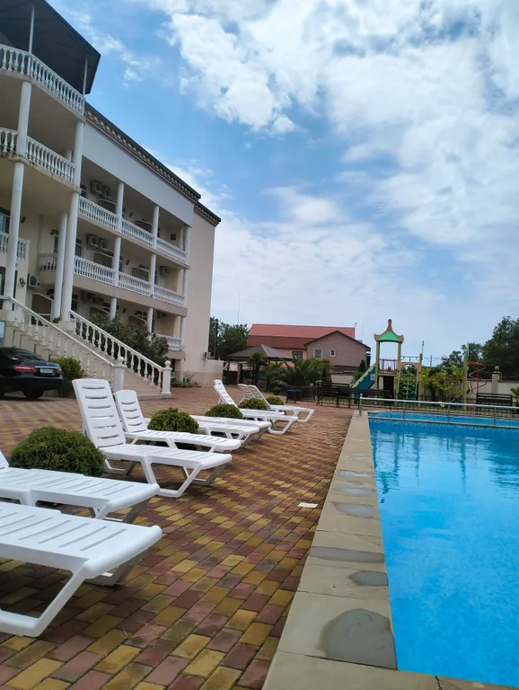 Уютная квартира с бассейном