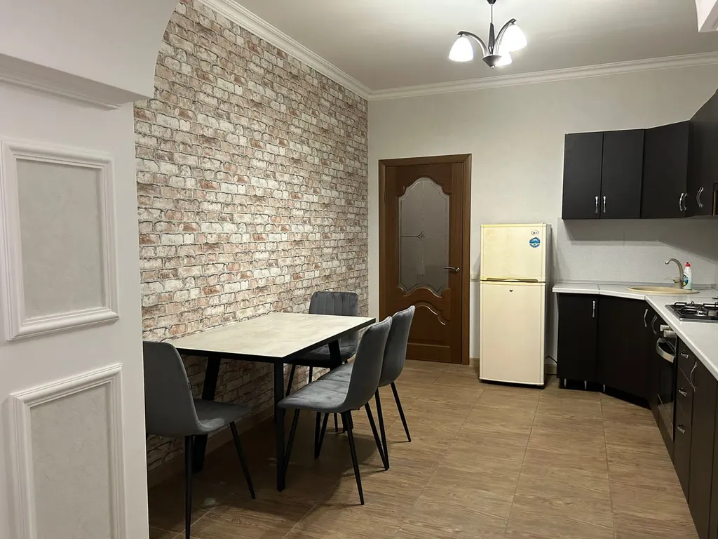 Квартира Уютная квартира с парковкой — Владикавказ