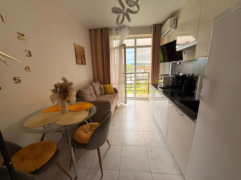 Квартира Апартаменты с видом на рощу в Морент — Сириус