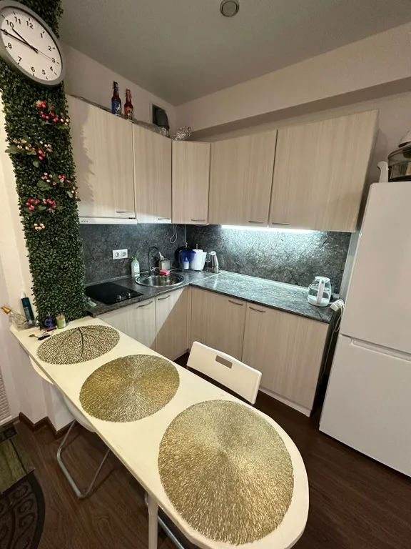 Студия на берегу моря