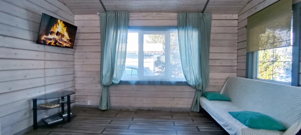 Уютный коттедж у озера с сауной