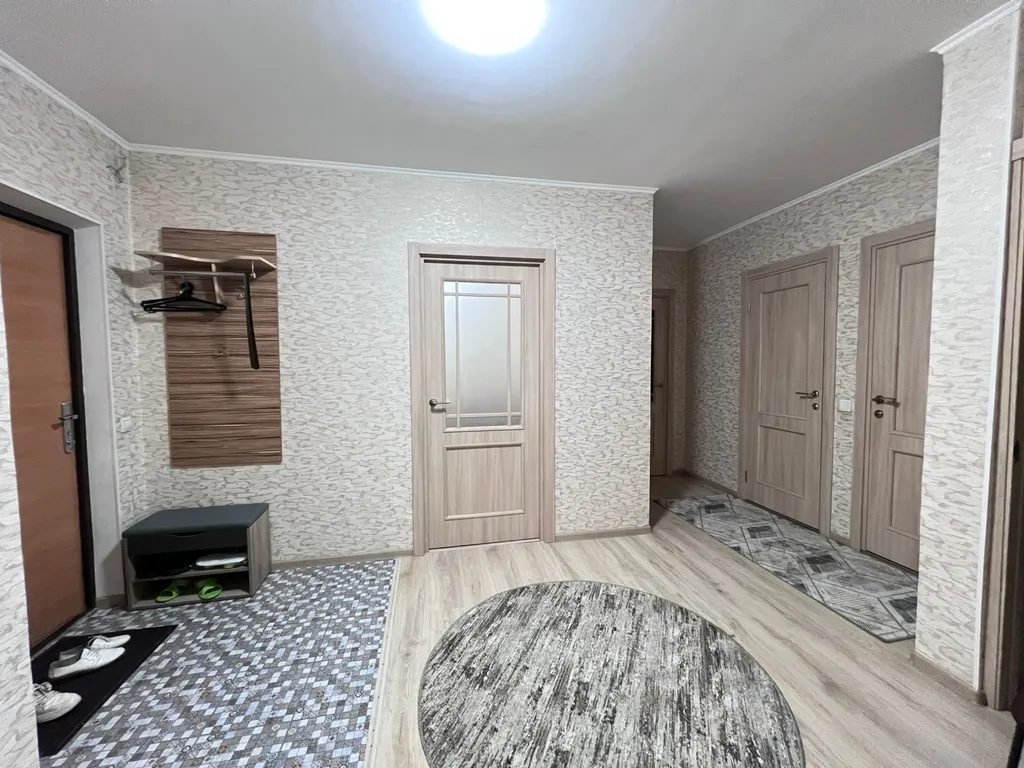 Квартира Просторная квартира в новом доме — Элиста