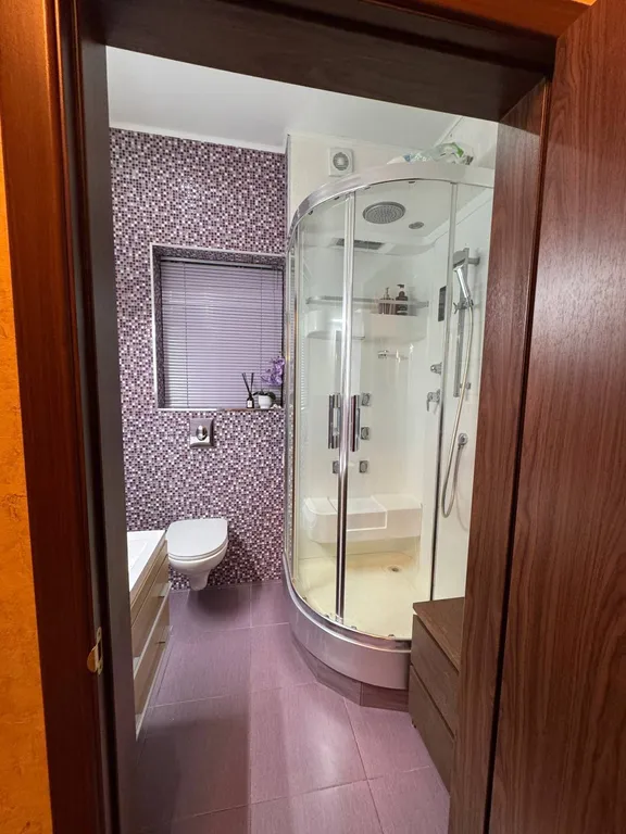 Комфортная трёшка у сквера Стамбул