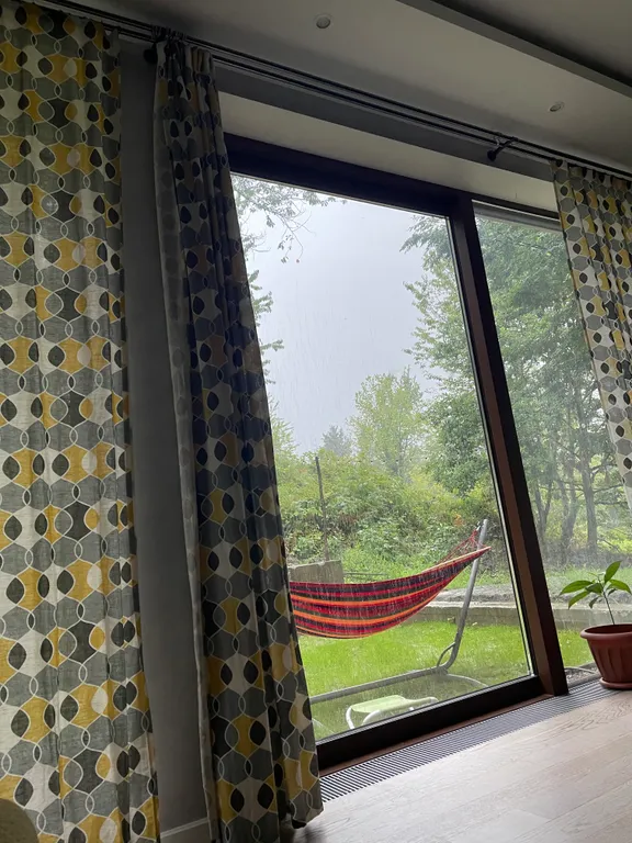 Уютный дом с баней, чаном и видом на горы