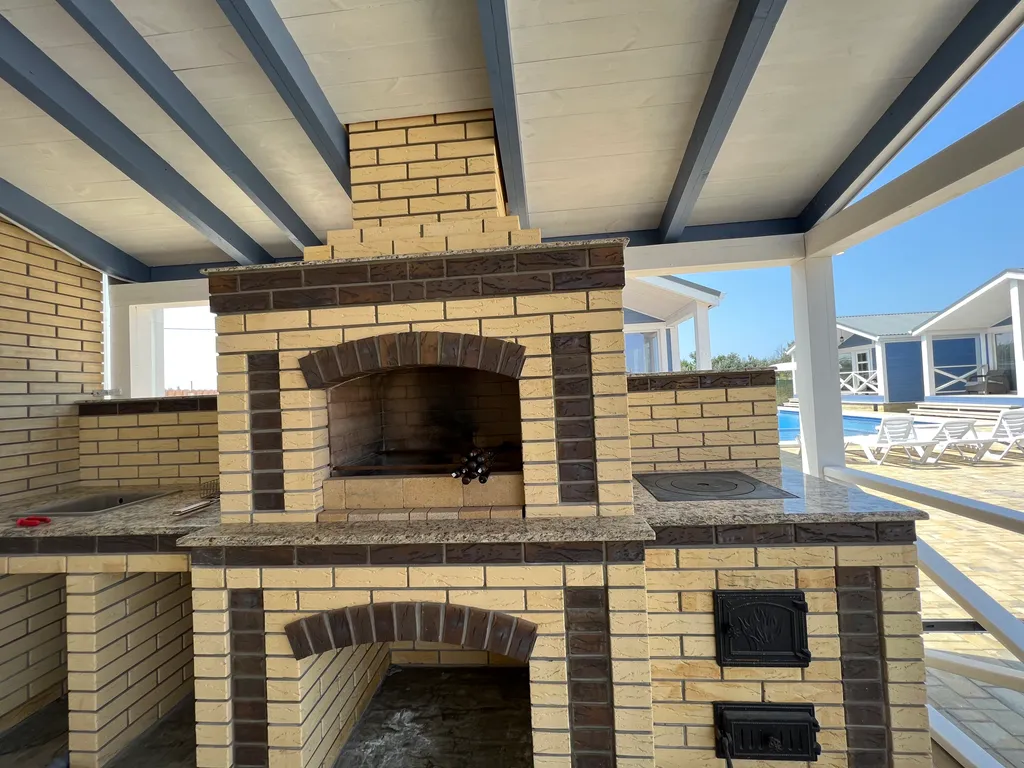 Коттедж Вилла Синие Волны/ Blue waves с бассейнами, 5 мин от пляжа