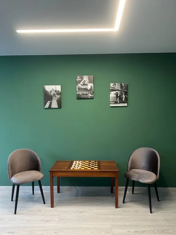 Двухкомнатная квартира Монро в центре