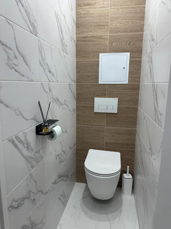 Квартира  с двумя раздельными комнатами, у подножья горы.