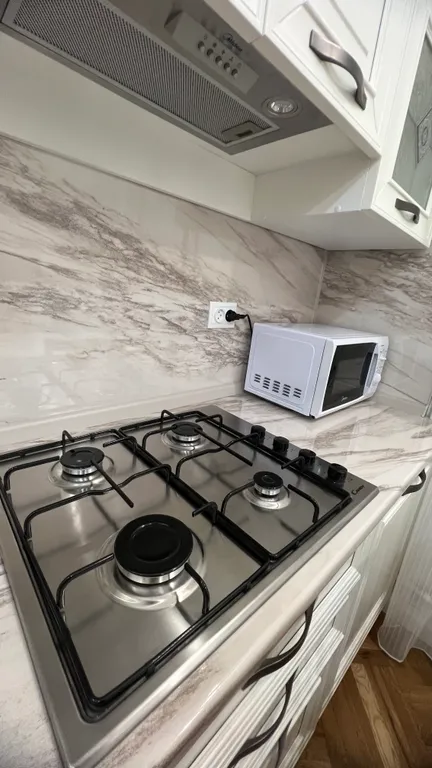 Квартира Уютная квартира около моря и парка — Махачкала