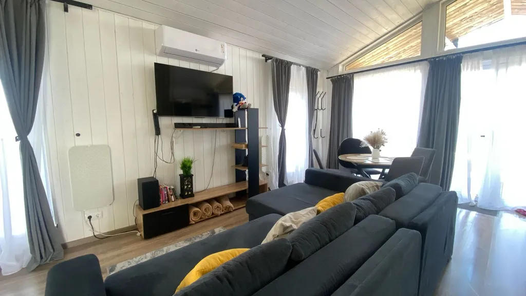 Коттедж Новый стильный дом с камином — аренда посуточно в Бронницы