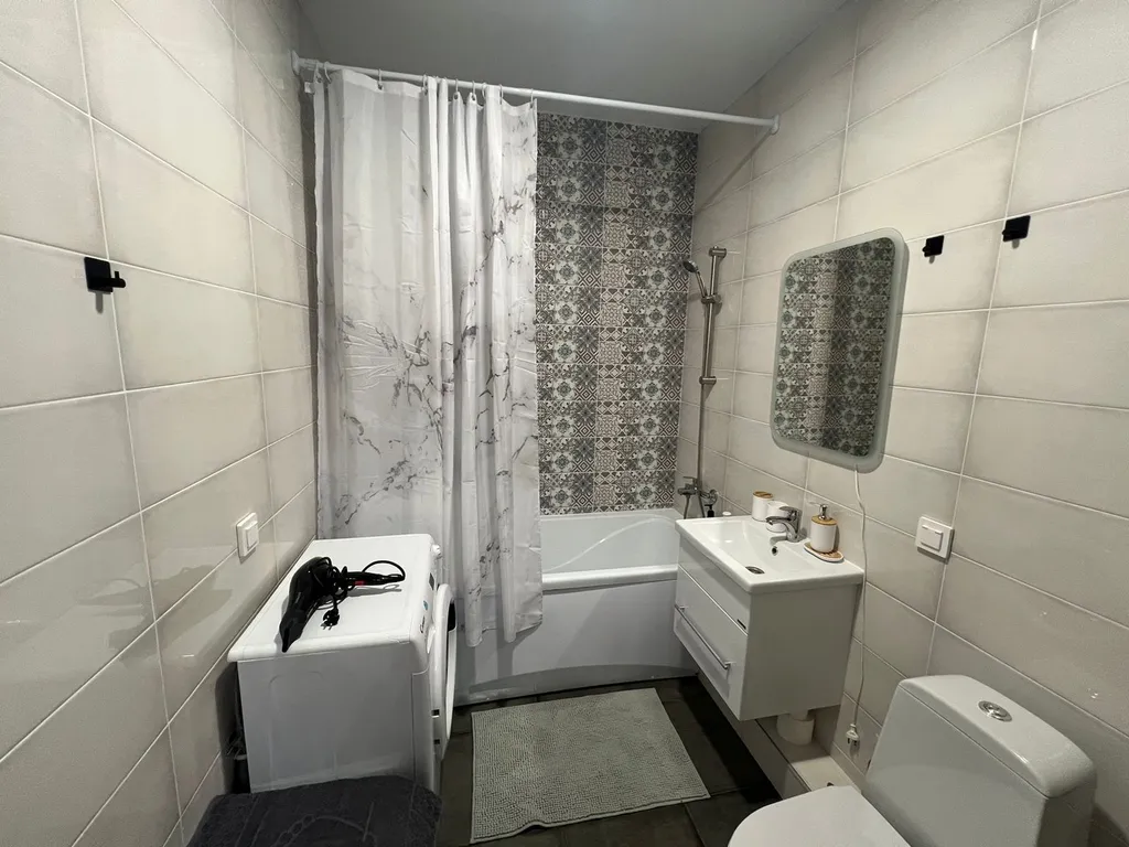 383 Евротри 2 санузла с бассейнами на 5 человек