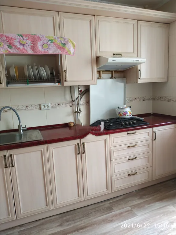 Квартира на летний период в прекрасном поселке у моря — аренда посуточно в Орджоникидзе