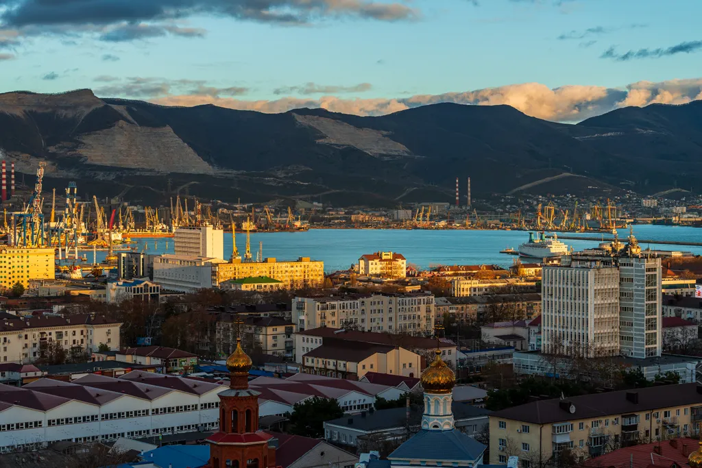 Квартира Уютная 1-к квартира с потрясающим видом на море и горы от LetoApart — Новороссийск