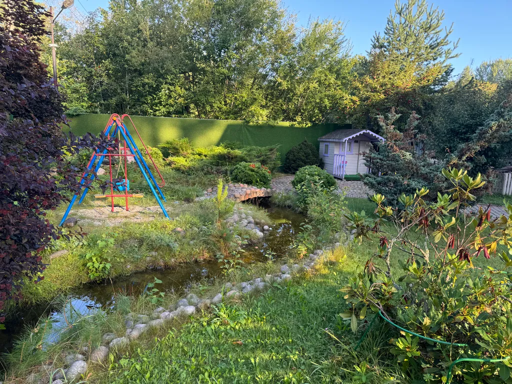 Дом в Громово на берегу озера Суходольское