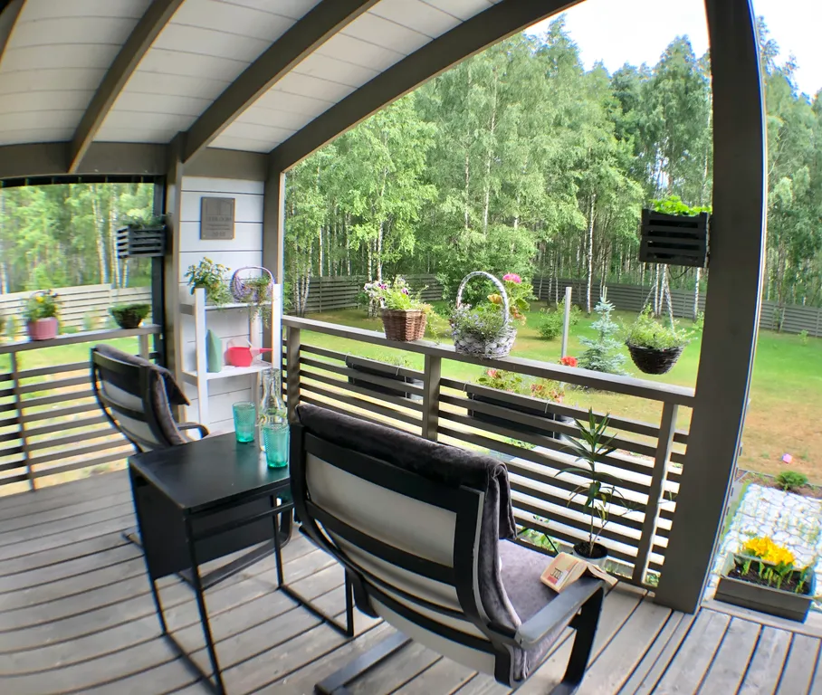 Коттедж Дом на прилесном участке в окружении реки — Горки