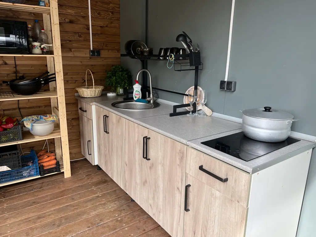 Коттедж Отдых в лесу около моря — Бжид