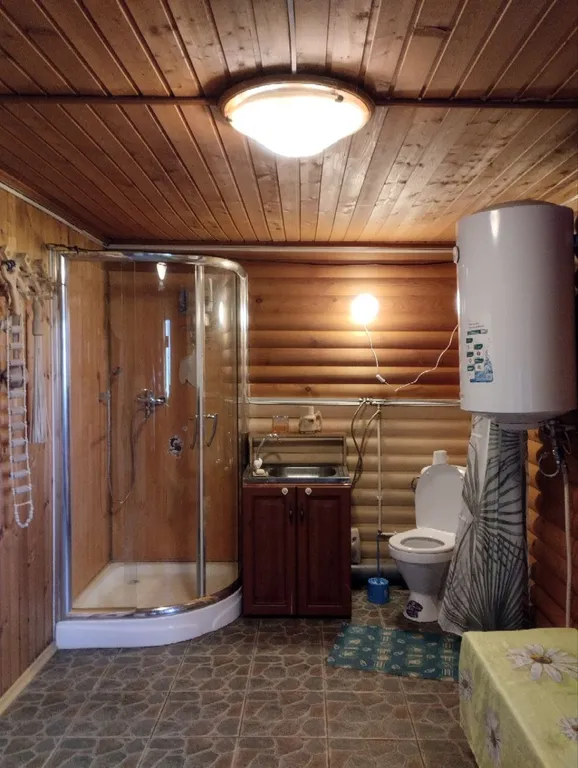 Домик с баней и бильярдом