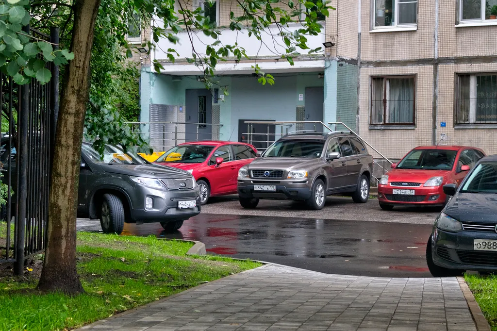 Двухкомнатная квартира у парка Сосновка