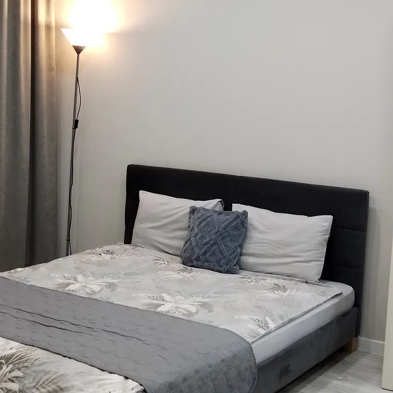 Квартира 1-комнатная Квартира — Калининград