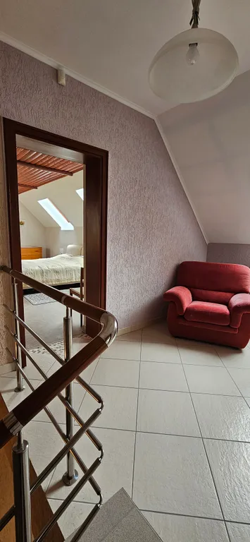 Двухуровневая квартира у озера Тихое