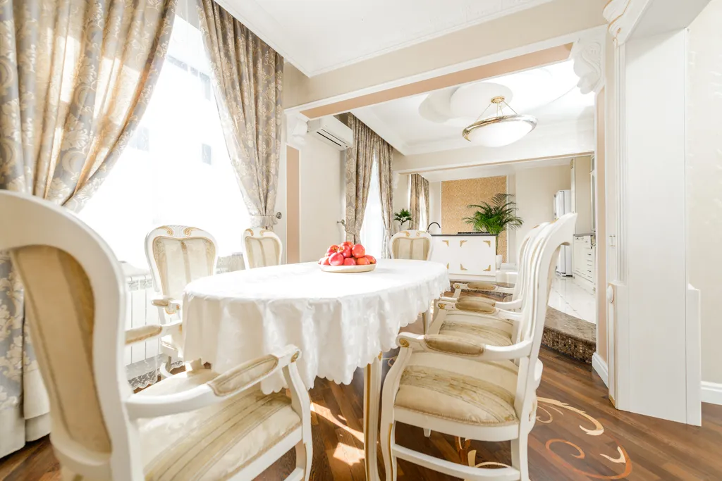 Квартира Версаль, двухэтажная 6-комнатная квартира — Москва