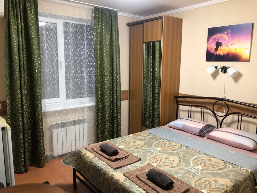 Жилье (посуточно ) на Островского