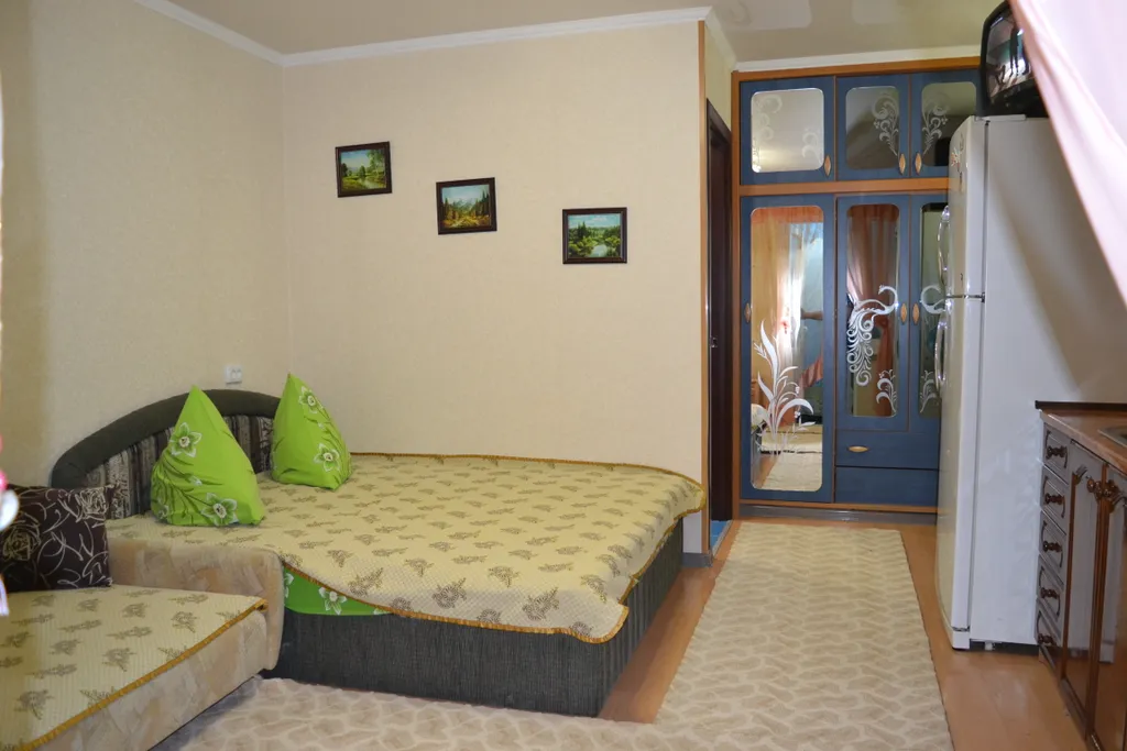 Квартира 1-комнатная Квартира — Евпатория