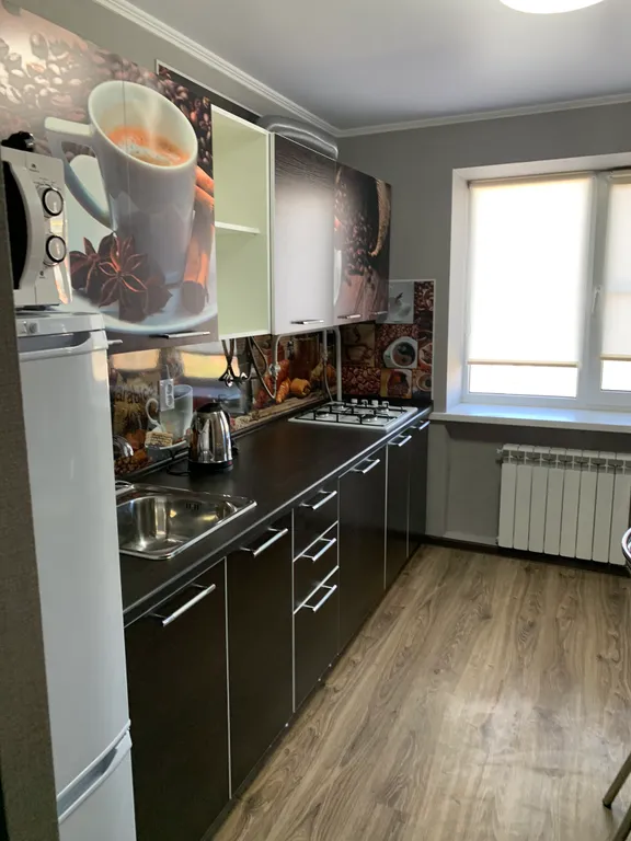 Трешка в центре в районе церкви