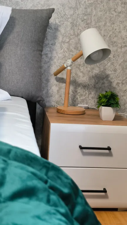 Квартира в самом центре, с огороженной парковкой.