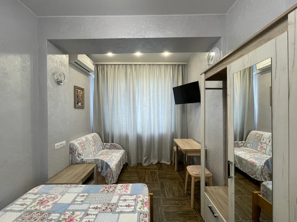 Уютные апартаменты с кухней на первом этаже