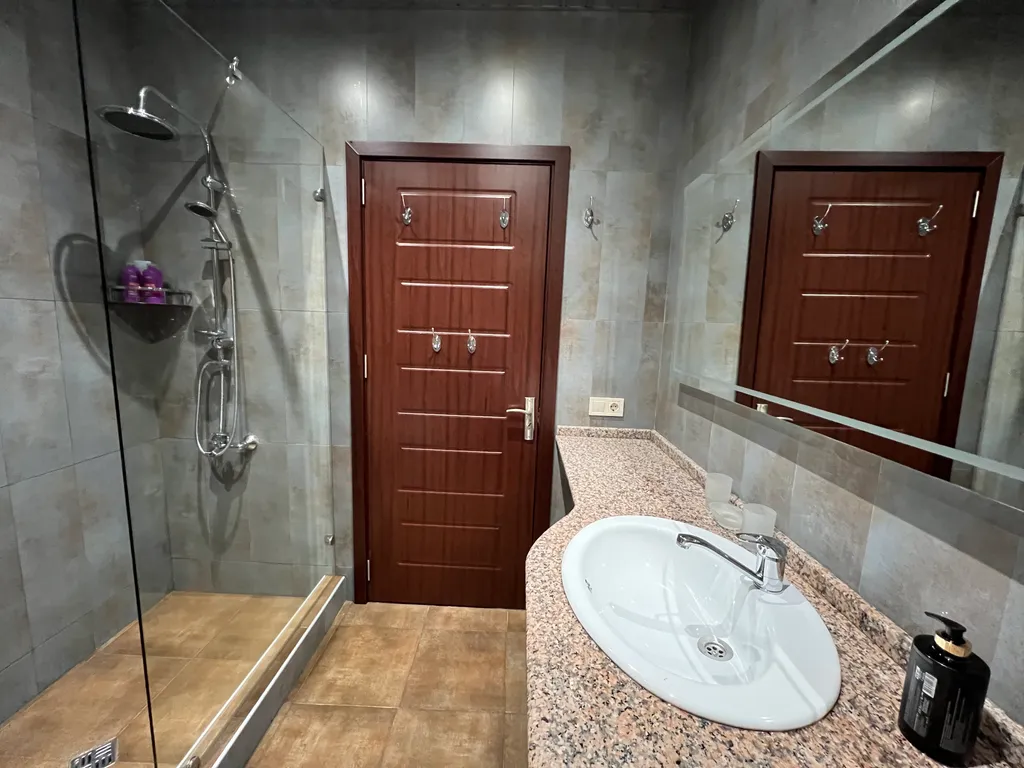 Квартира с видом на море, первая береговая линия