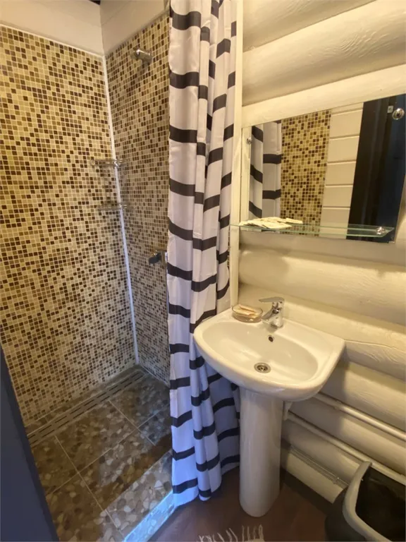 4-комнатный Дом