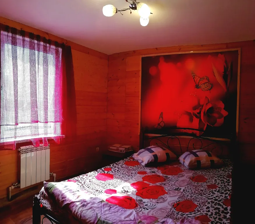 Коттедж в Красном стиле