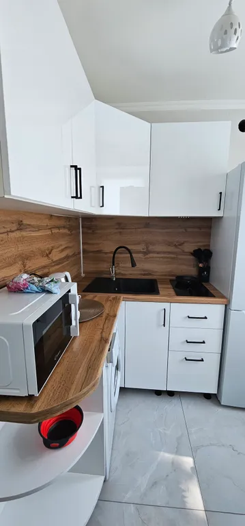 Уютная светлая квартира на берегу моря в центре