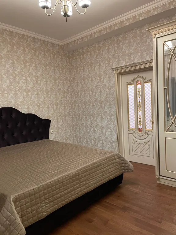 Квартира с красивым видом на парк, город, в 5 мин ходьбы до парка