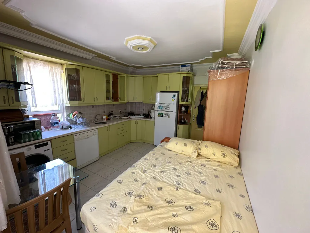 Апартаменты с кухней и ванной в номере в Бельдиби