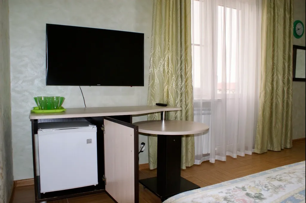 Комната с балконом