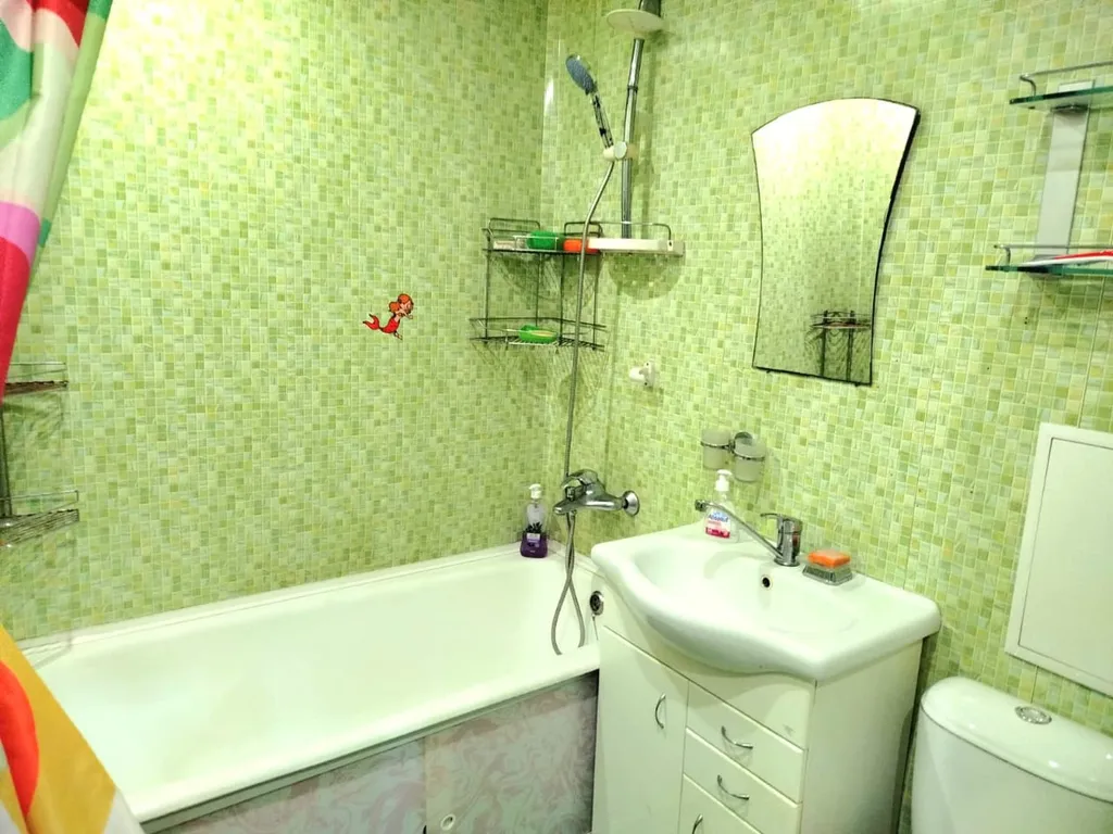 Двухкомнатная квартира в октябрьском районе