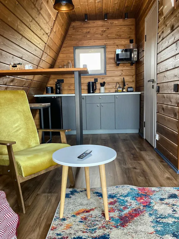 Дом Афрейм с подогреваемой купелью в террасе дома Лисичкино Карелия